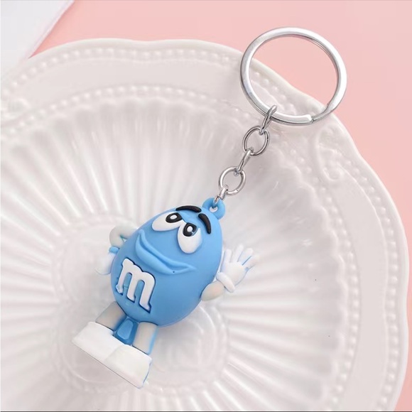 M&M's Keychain Keyring Key Chain
Ring Figure Toy Collectibles set of 4 - Picture 8 of 8